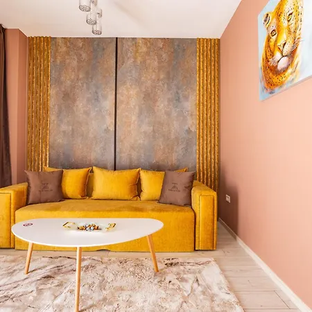 Luxury Sabina 35 * Бухарест