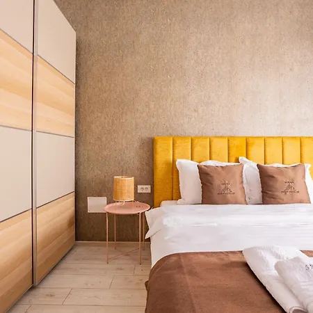 Luxury Sabina 35 Apartment Bucharest