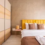 Luxury Sabina 35 아파트 부쿠레슈티